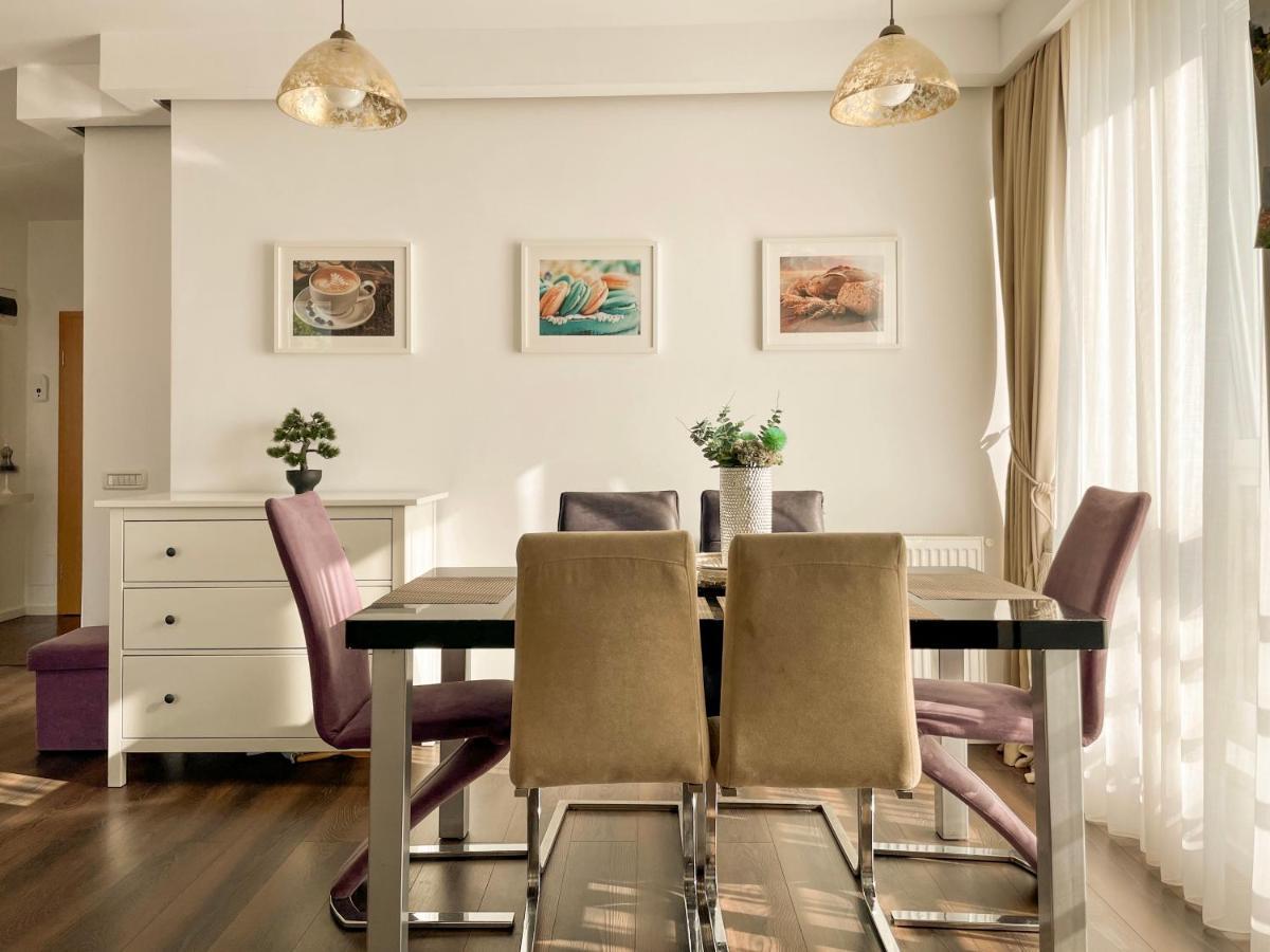 Central Premium Apartment Брашов Екстер'єр фото