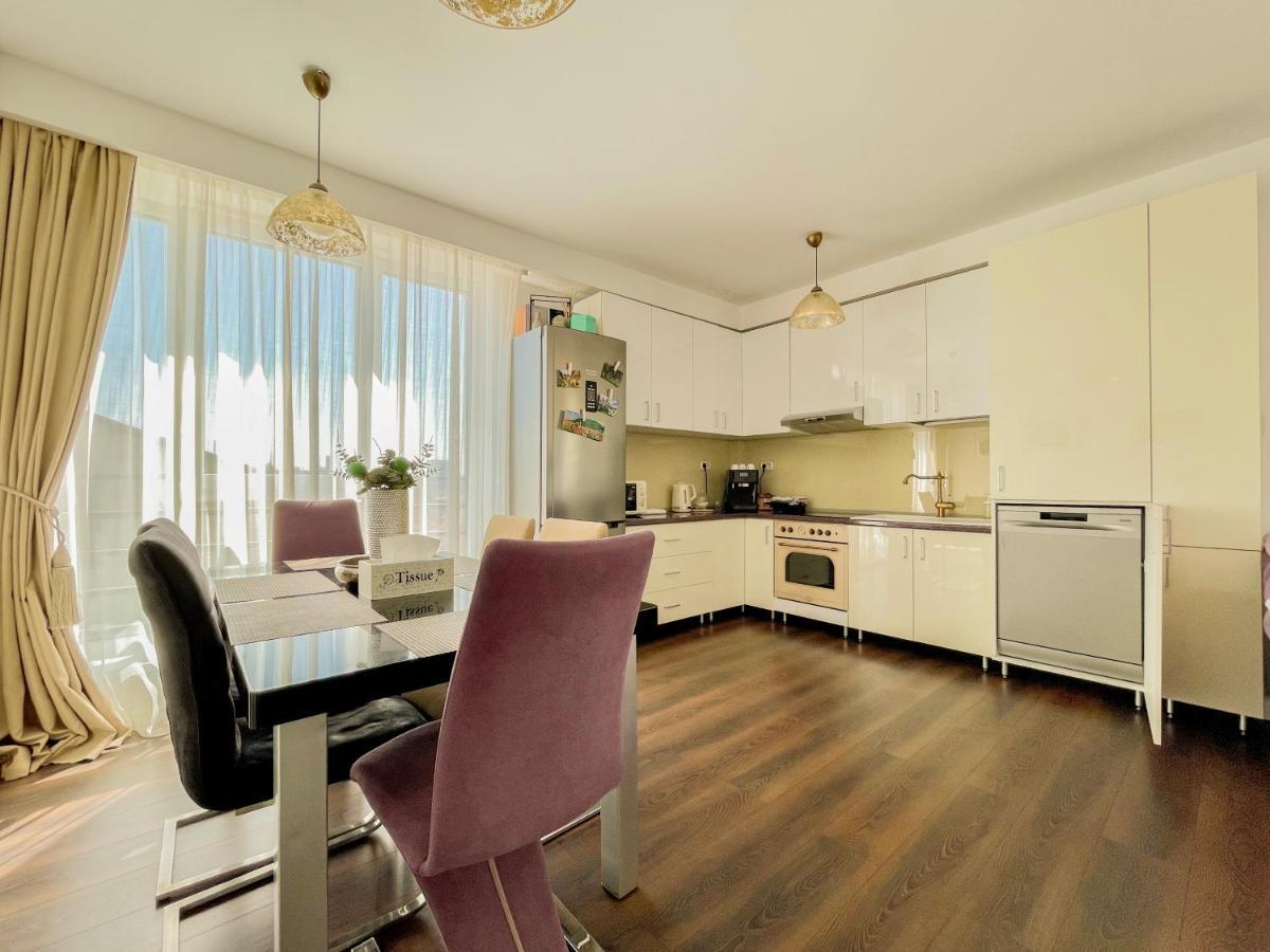 Central Premium Apartment Брашов Екстер'єр фото