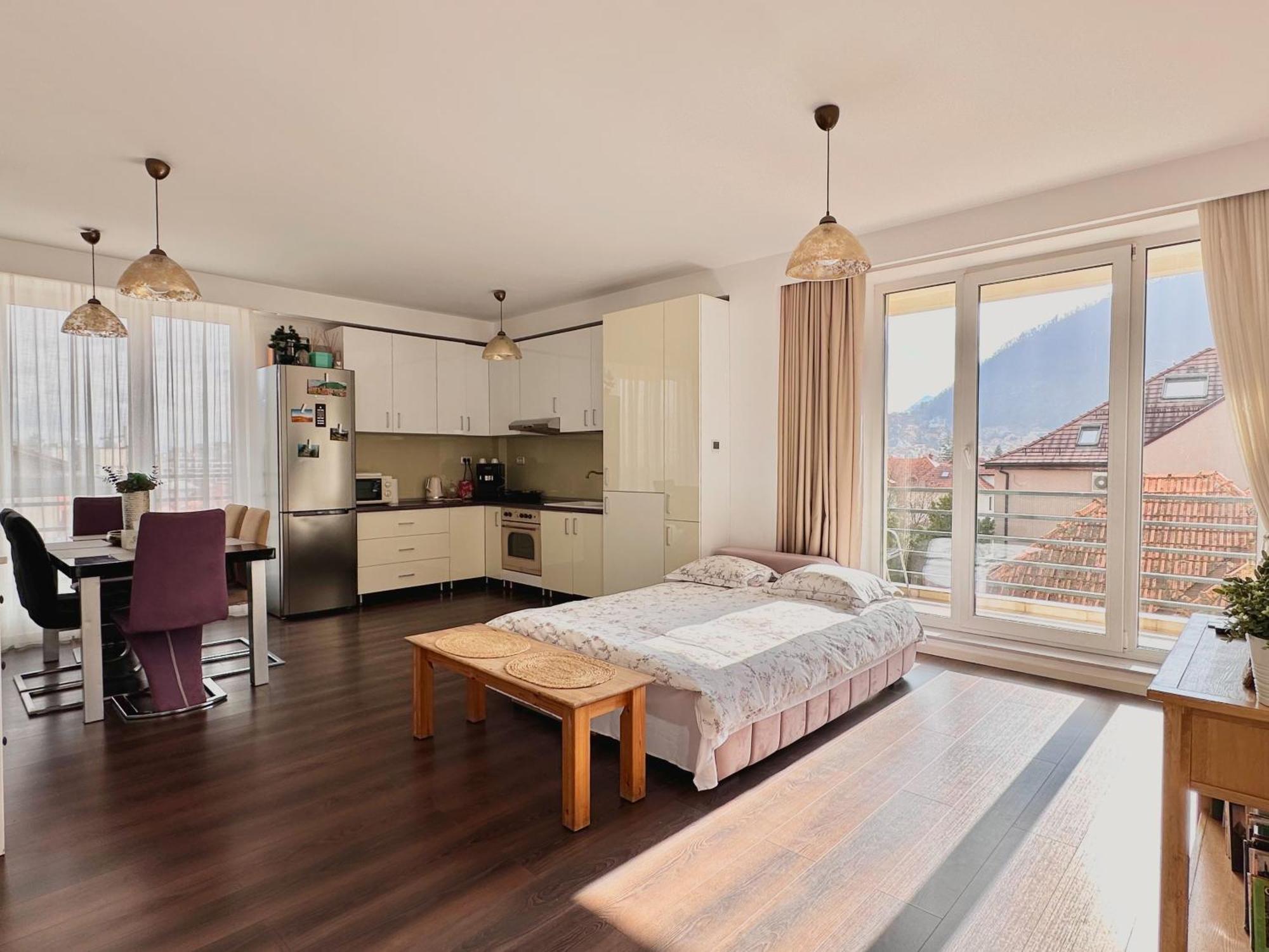 Central Premium Apartment Брашов Екстер'єр фото