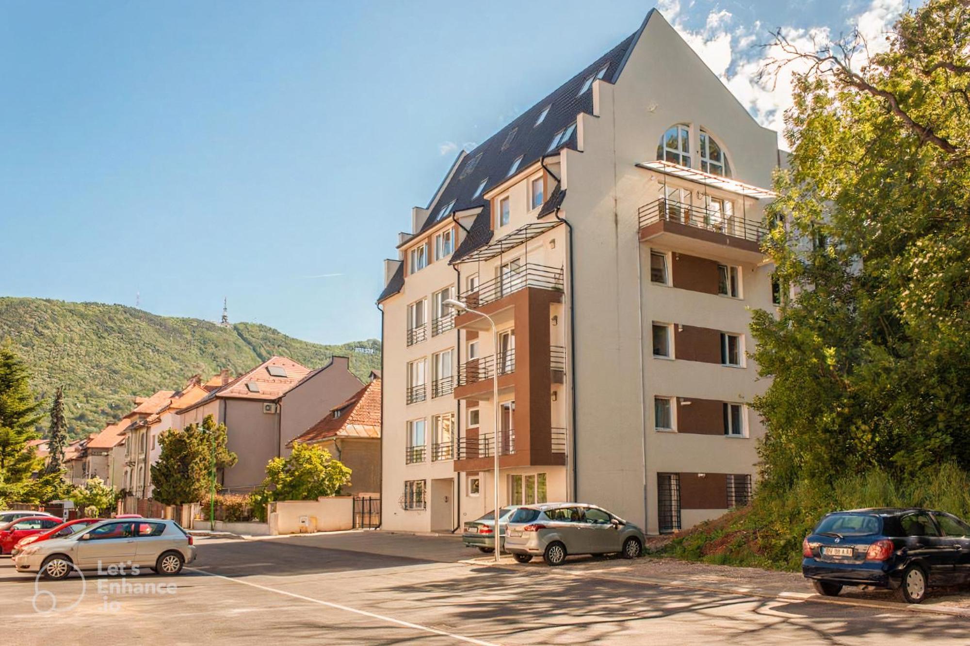 Central Premium Apartment Брашов Екстер'єр фото
